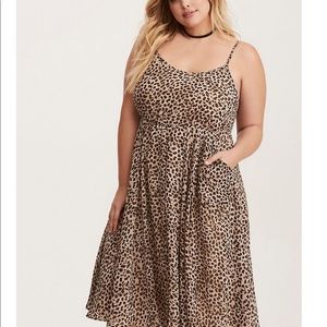 Torrid leopard babydoll dress w/pockets!